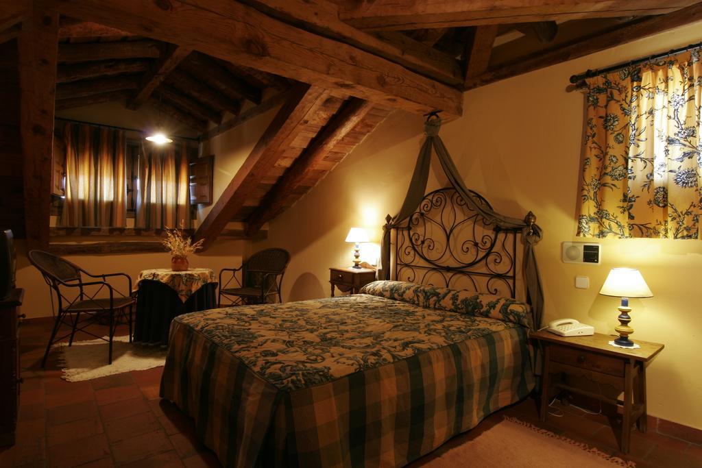Posada El Zaguan Turégano Стая снимка